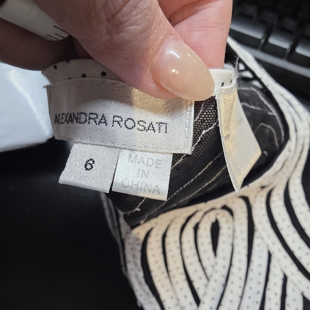 Alexandra Rosati Chic Black and White Patterned Women's Blouse Sise 6 PTP 18 - Picture 5 of 6